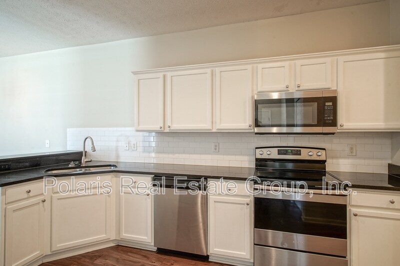 Building Photo - 12175 Bubbling Brook Dr