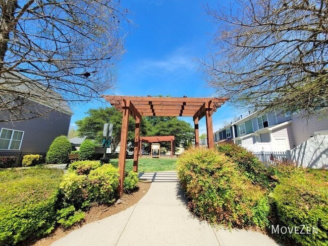 Building Photo - 1812 Lela Avenue