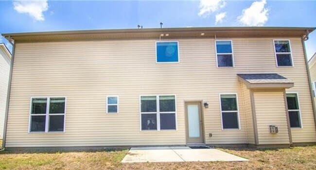 Building Photo - 2589 Shoal Park Rd