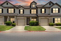 Building Photo - 1502 Airedale Rd