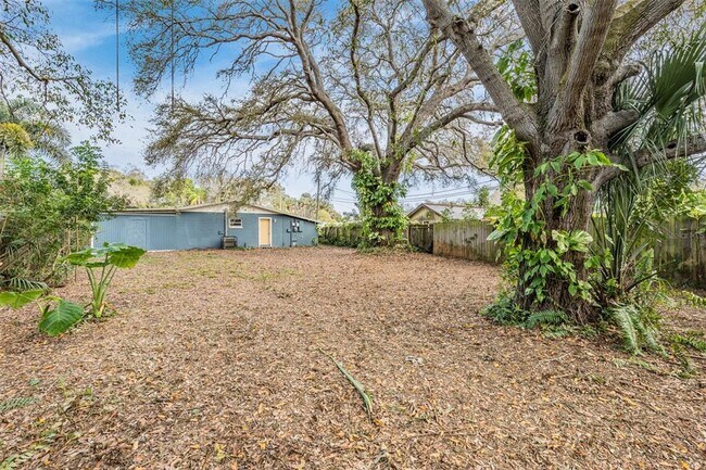 Building Photo - 5475 70th Ln N