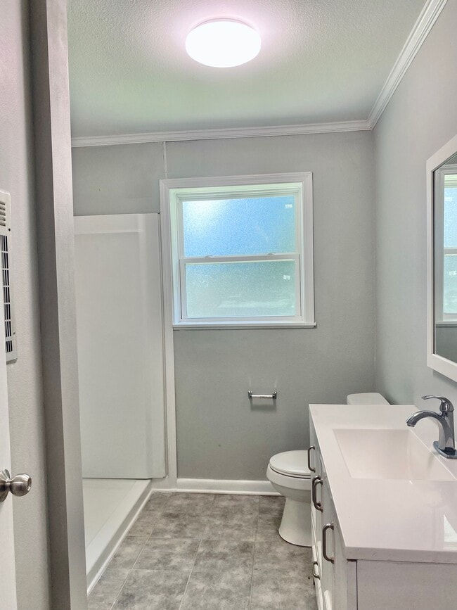 Building Photo - 15135 Montecino Dr