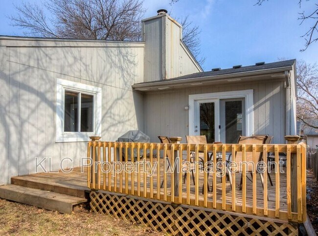 Building Photo - 8302 Twana Dr