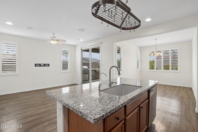 Building Photo - 17863 W Hiddenview Dr