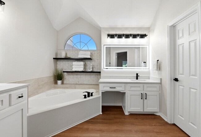 Building Photo - 29819 S Legends Village Cir