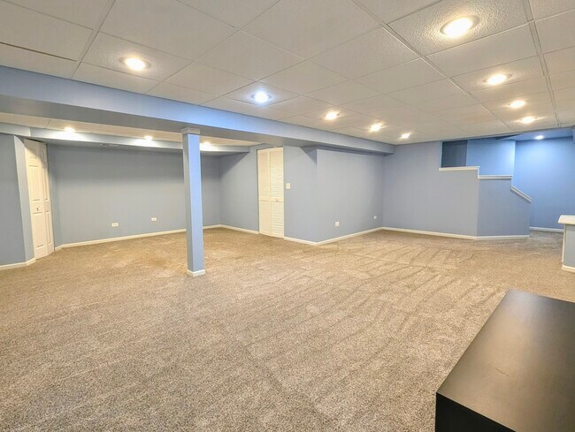 Building Photo - 612 Chelsea Ct