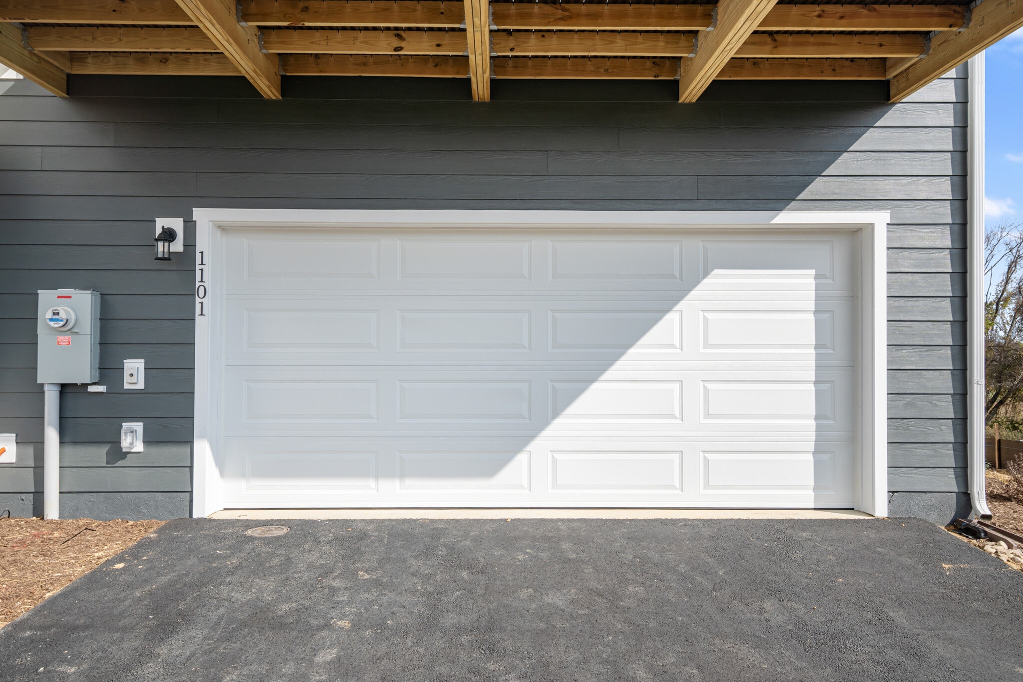 Building Photo - 1101 Balsam Ln