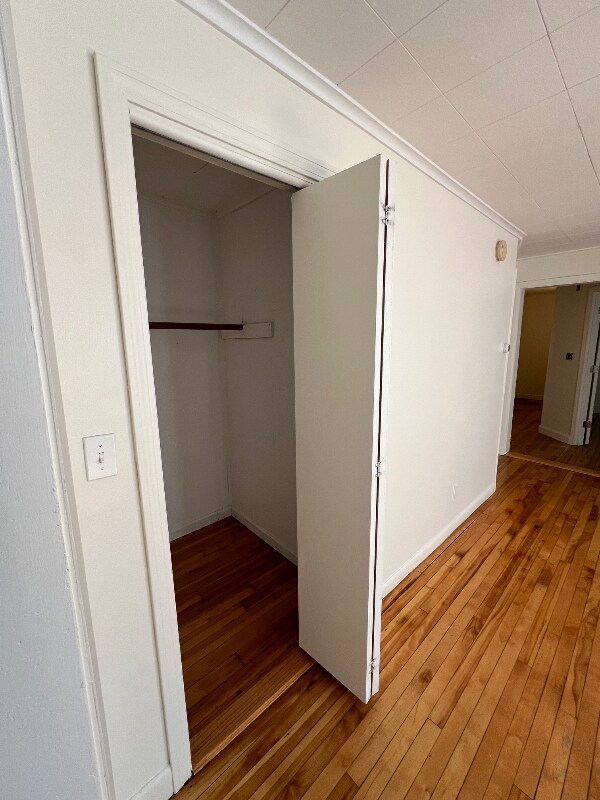 Building Photo - 865 B St