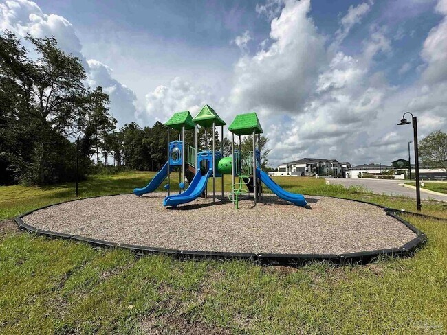 Building Photo - 8665 Pathstone Blvd