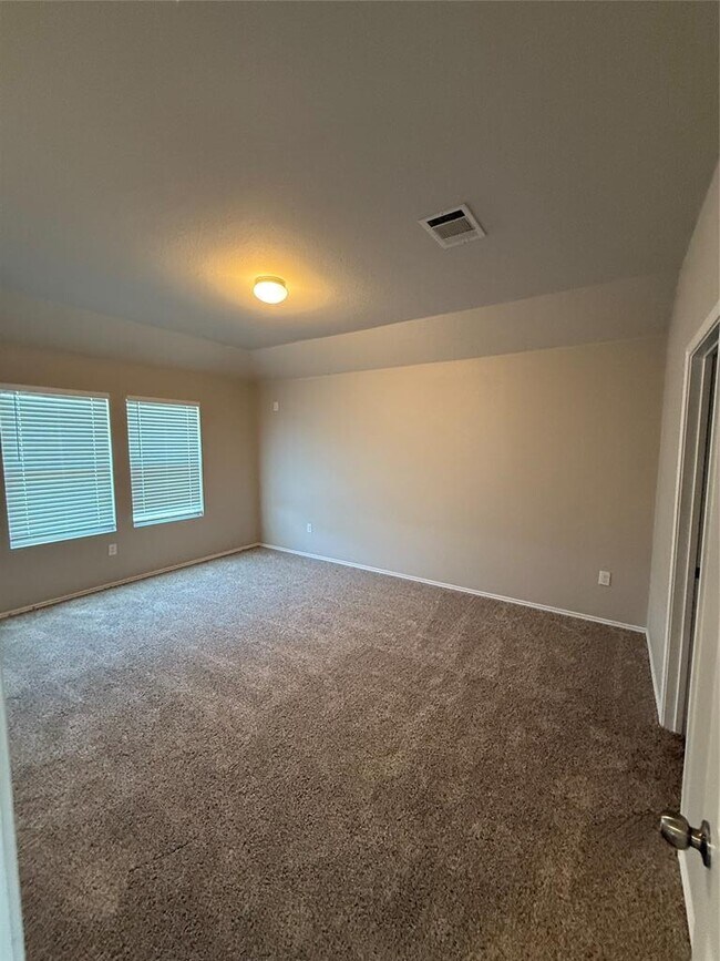 Building Photo - 13105 Brahmin Dr