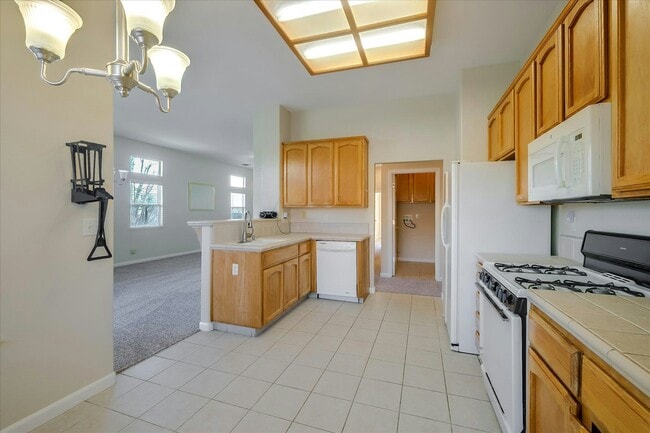Building Photo - 5849 Webb St