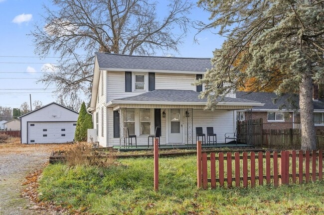 Building Photo - 2709 Kilbourne Ave