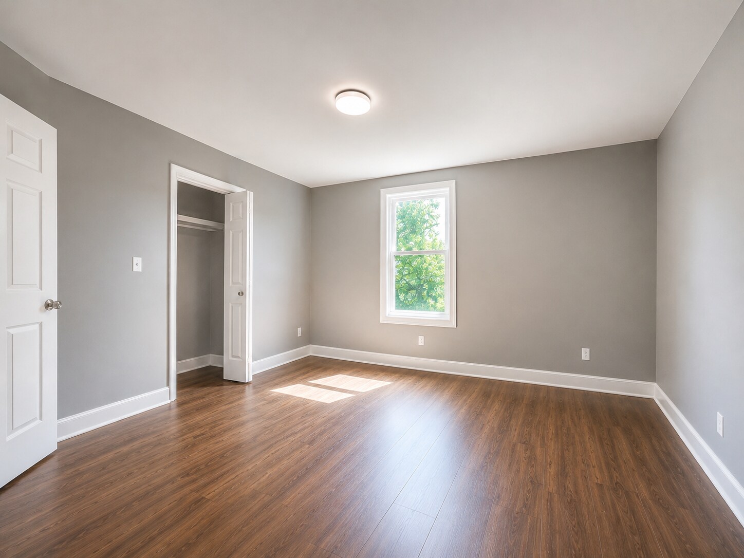 Building Photo - 3708 N Sacramento Ave