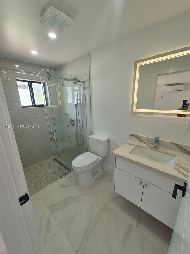 Building Photo - 270 NW 147th St