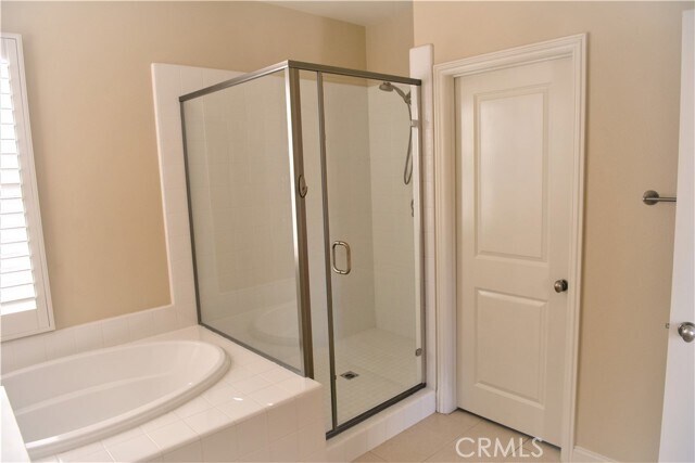 Building Photo - 56 Twin Gables