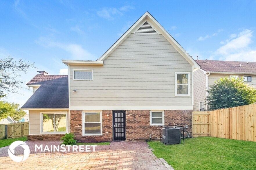 Building Photo - 6602 Meadow Bend Dr