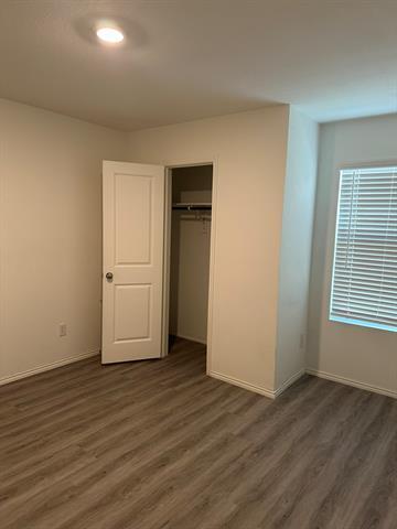 Building Photo - 5705 Manarchos Ln