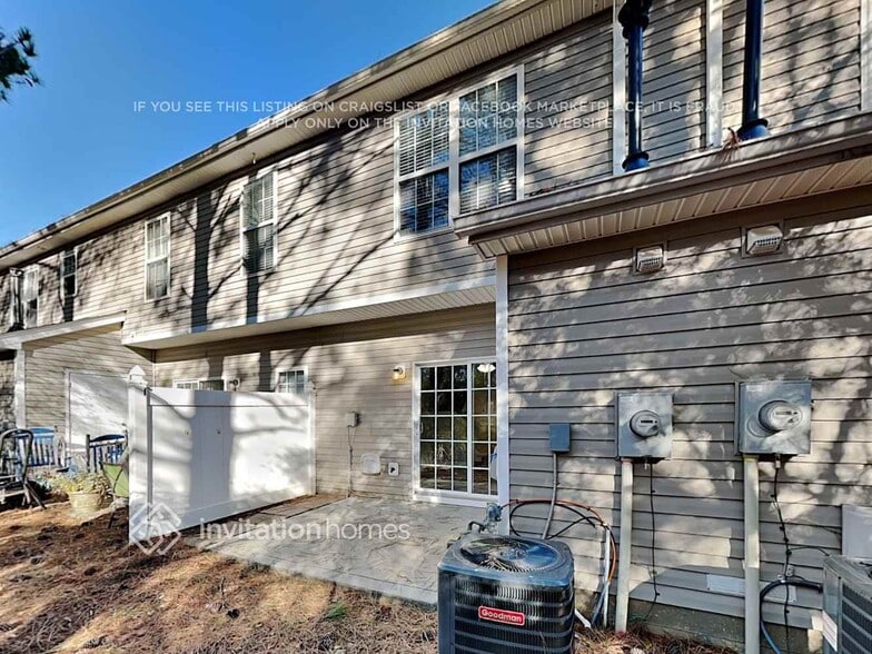 Building Photo - 8028 Stoneham Ct