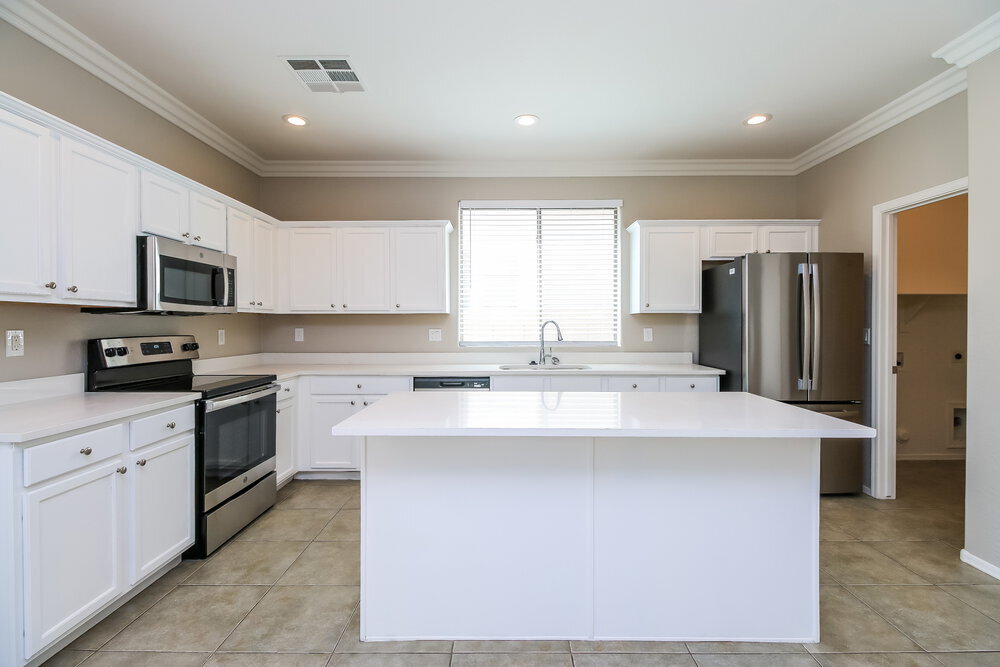 Building Photo - 3178 S Southwind Dr