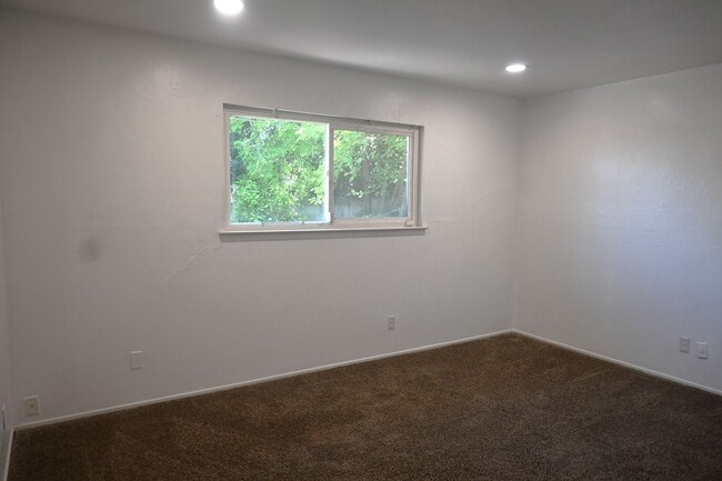 Building Photo - Resident Benefit Package Property