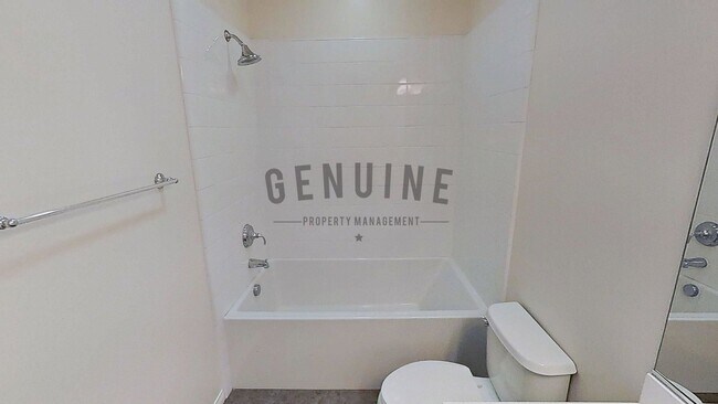 Building Photo - Beautiful Two-Level 2Bd 2Ba Condo in Irvine