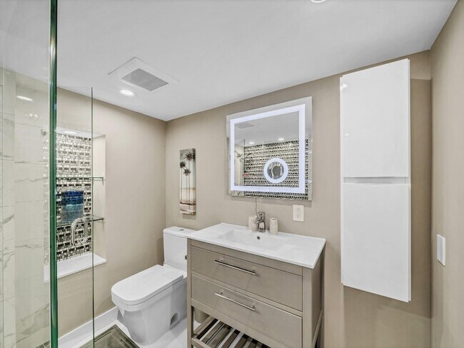 Building Photo - 1151 N Fort Lauderdale Beach Blvd