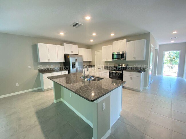 Building Photo - 12975 Wildflower Meadow Dr