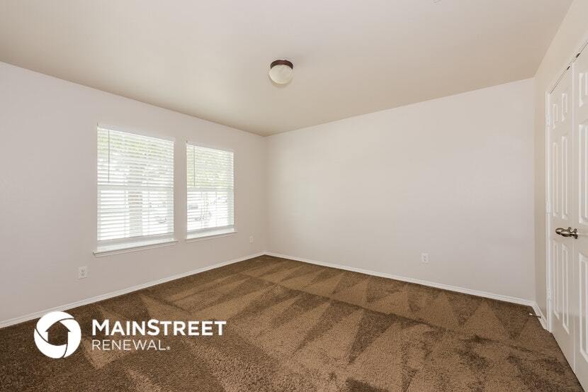 Building Photo - 1625 Thorntree Ln