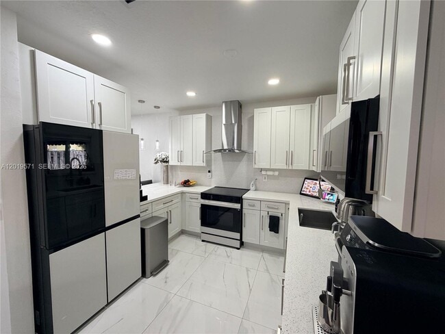 Building Photo - 13361 SW 143rd Terrace