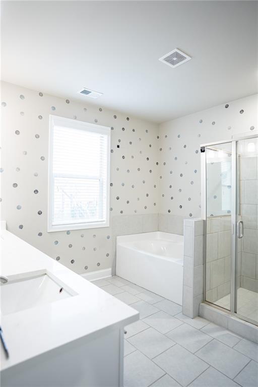 Building Photo - 2215 Manor Pointe Dr