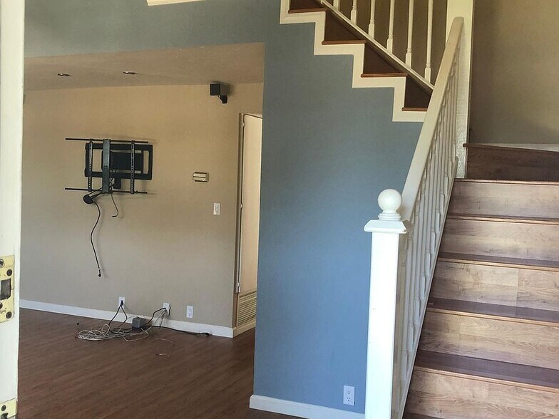 Building Photo - 11043 Clairemont Mesa Blvd