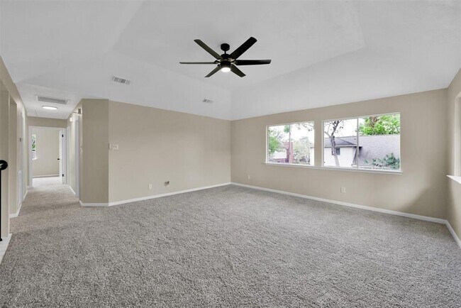 Building Photo - 14410 Cypress Falls Dr