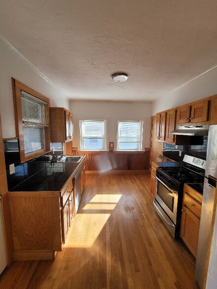 Building Photo - 36 Boulevard Terrace