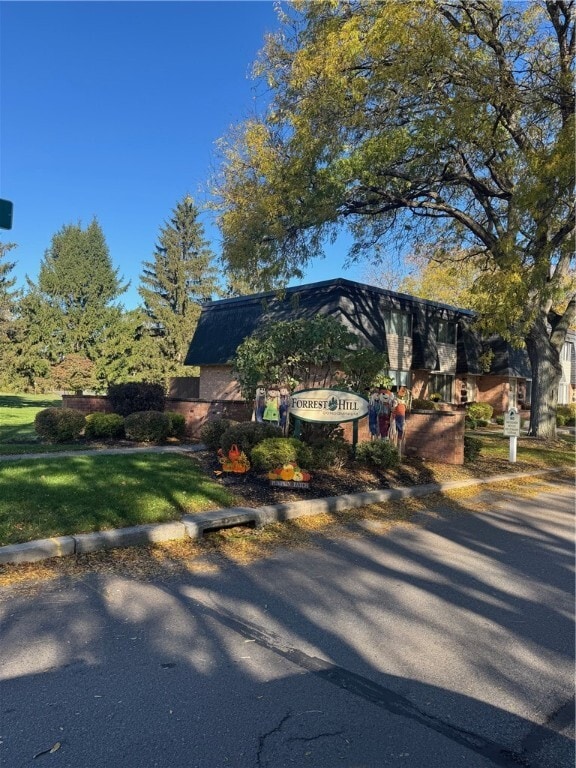 Primary Photo - 77 Penn Ln