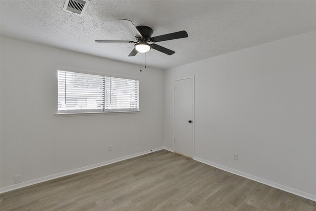 Building Photo - 3206 Cascade Creek Dr