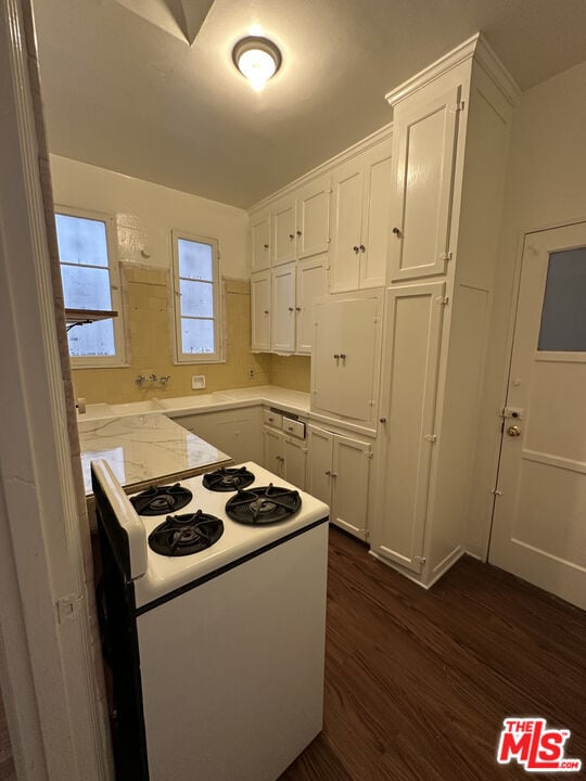 Building Photo - 5564 W 6th St