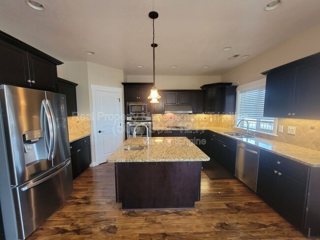 Building Photo - 2348 W 49th Ave