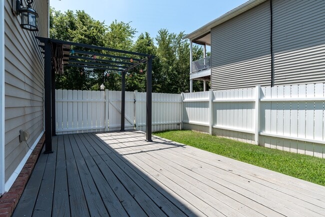 Building Photo - Clabber Creek Subdivision