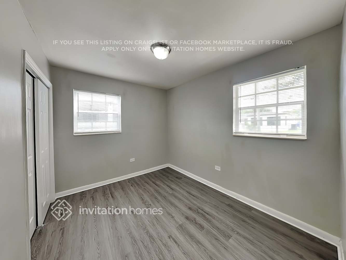 Building Photo - 2712 Alcazar Dr