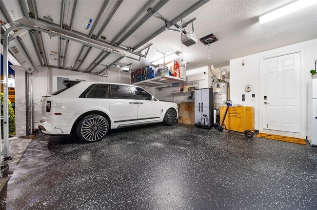 Building Photo - 16849 Pierre Cir