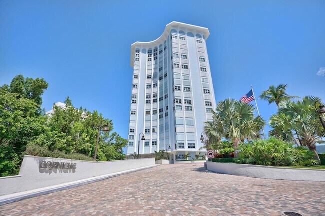 Building Photo - 5200 N Ocean Dr