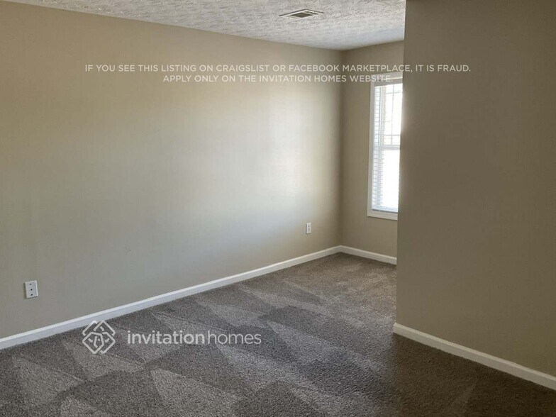 Building Photo - 7063 Skippingstone Way