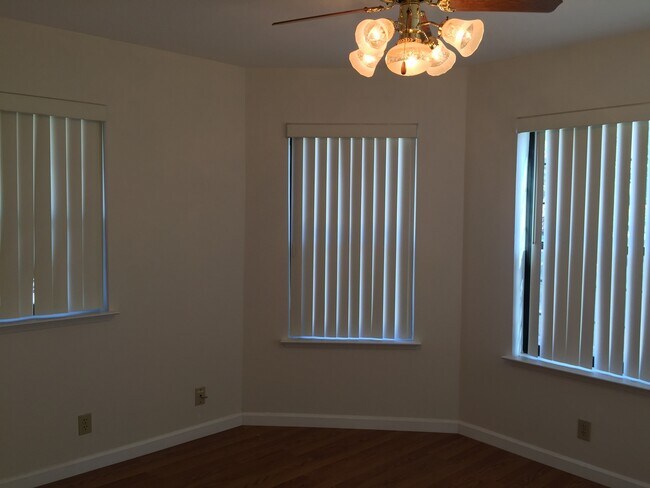 Building Photo - 8347 N 4th St