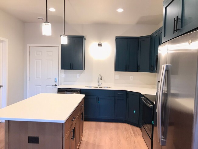 Building Photo - Valley View Townhomes