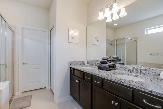 Building Photo - 8816 Corcovado Dr