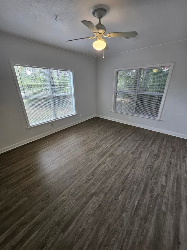 Building Photo - 2772 W Tharpe St