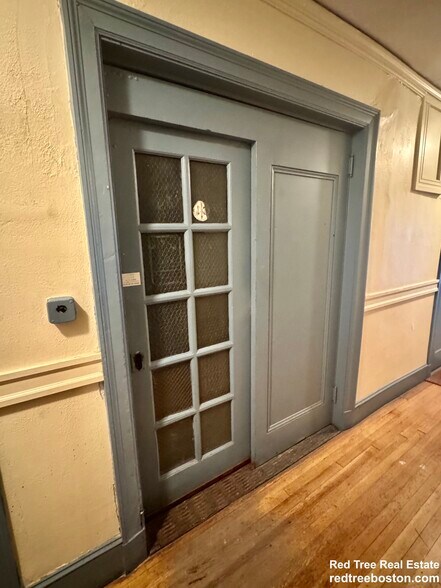 Building Photo - 1615 Commonwealth Ave