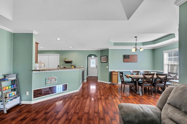 Building Photo - 3 Bedroom Ranch in Oyster Landing
