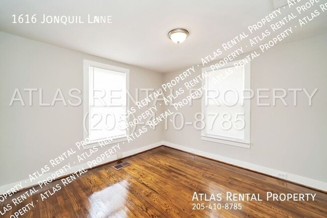 Building Photo - 1616 Jonquil Ln