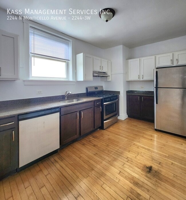 Building Photo - 2244 N Monticello Ave